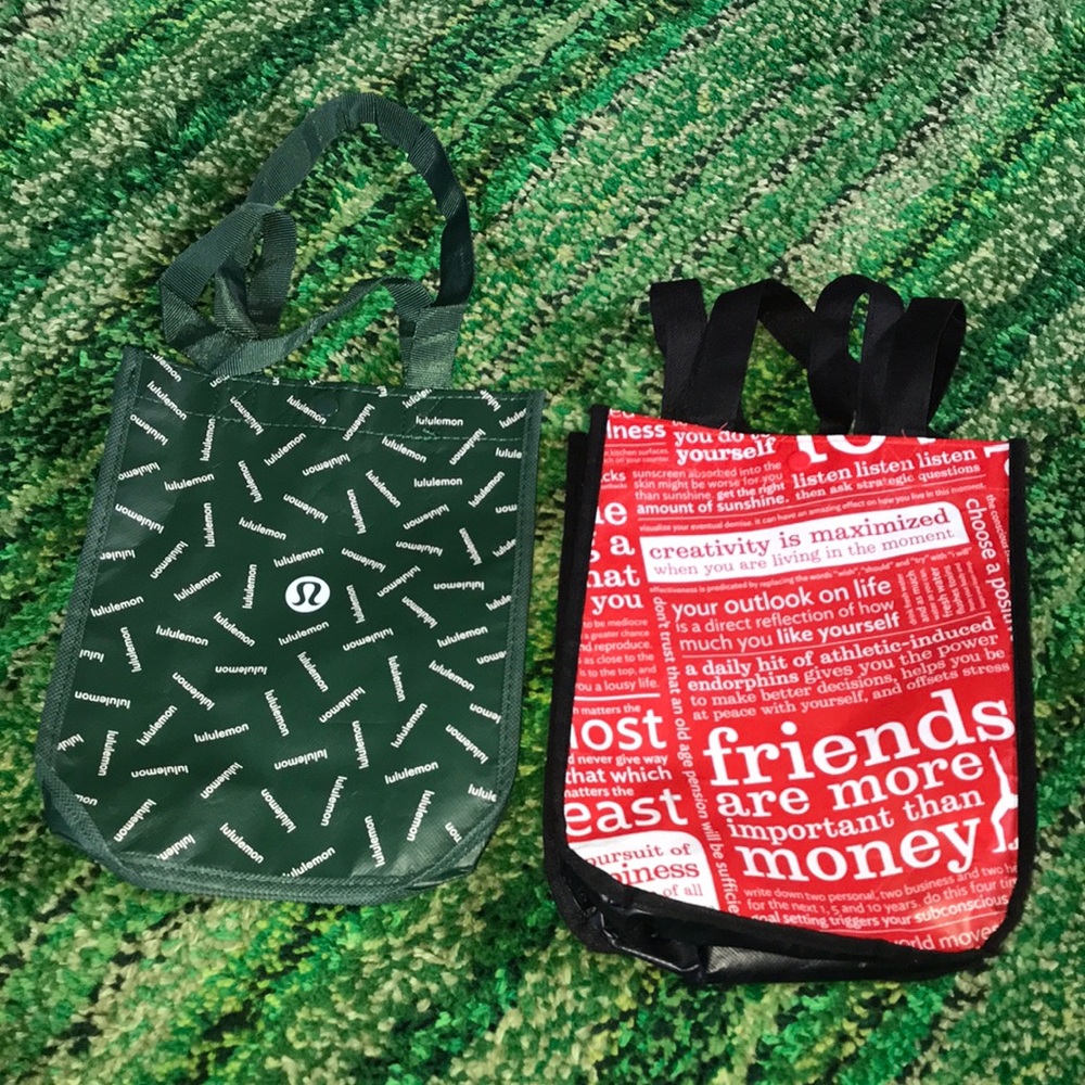 lululemon athletica Green & Red‎ Printed Reusable Tote Duo